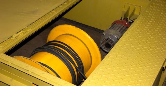 Tensile-Resistant High-Strength Flat Cables For Heavy-Duty Hoists Or Freight Elevators 1